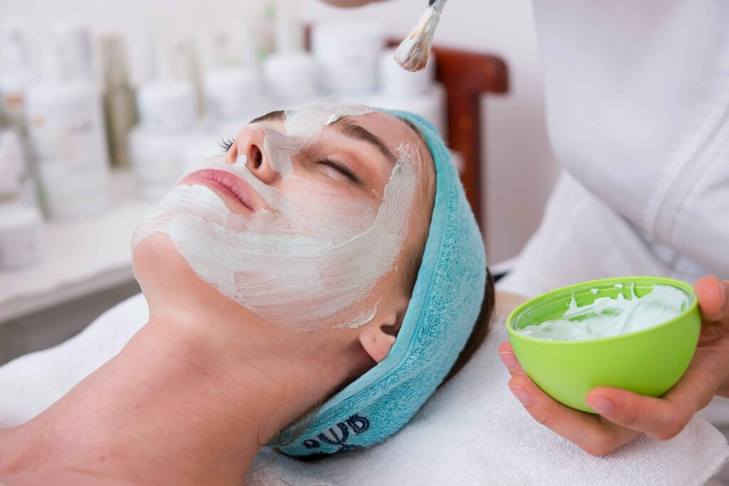 Aura Skin Care Guide: 12 Expert Tips for Clear and Radiant Skin Daily Aura Skin Care routine for clear and radiant skin
